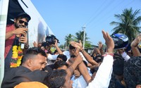 Prati Roju Pandage Movie Bus Tour Photos
